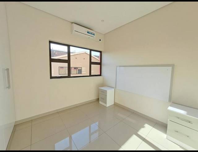 3 BEDROOM PROPERTY TO RENT IN OVERPORT